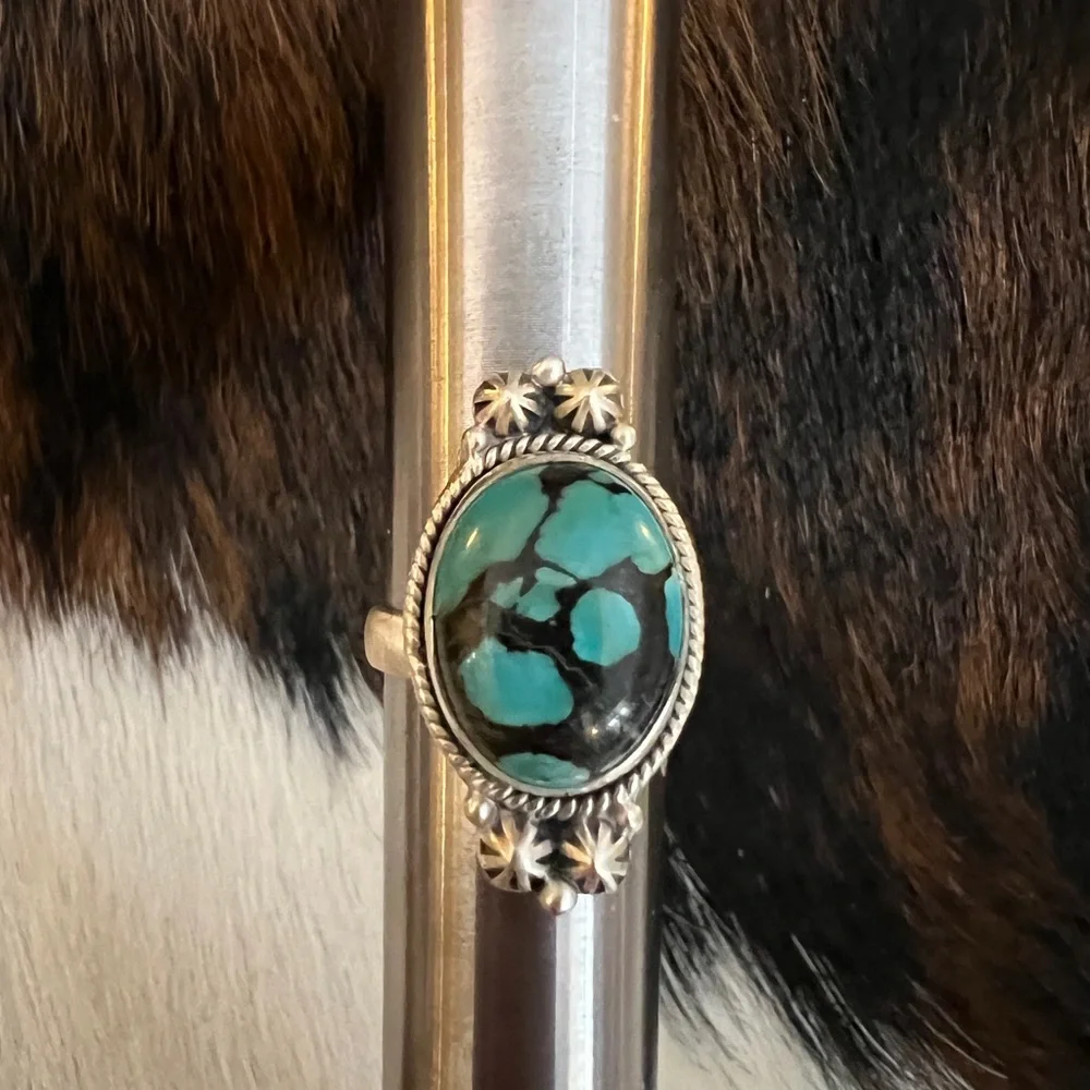 ❤️ Hubei Turquoise Navajo Style Spiderweb Decorative ADJ Oval Matte 925 Ring - Picture 8 of 14